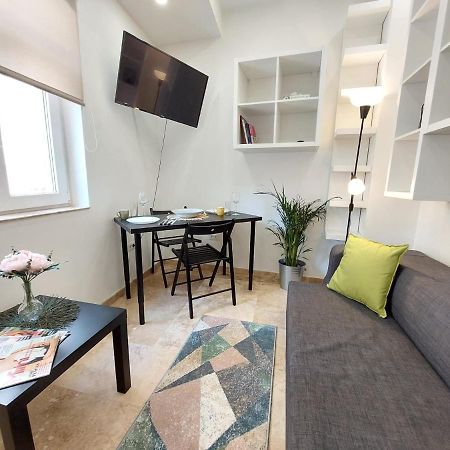 Sweet Dreams Suites Lovely Duplex Universitate Bukarest Exterior foto